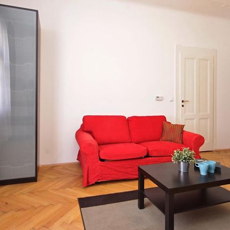 Prague Central Exclusive Apartments Екстер'єр фото