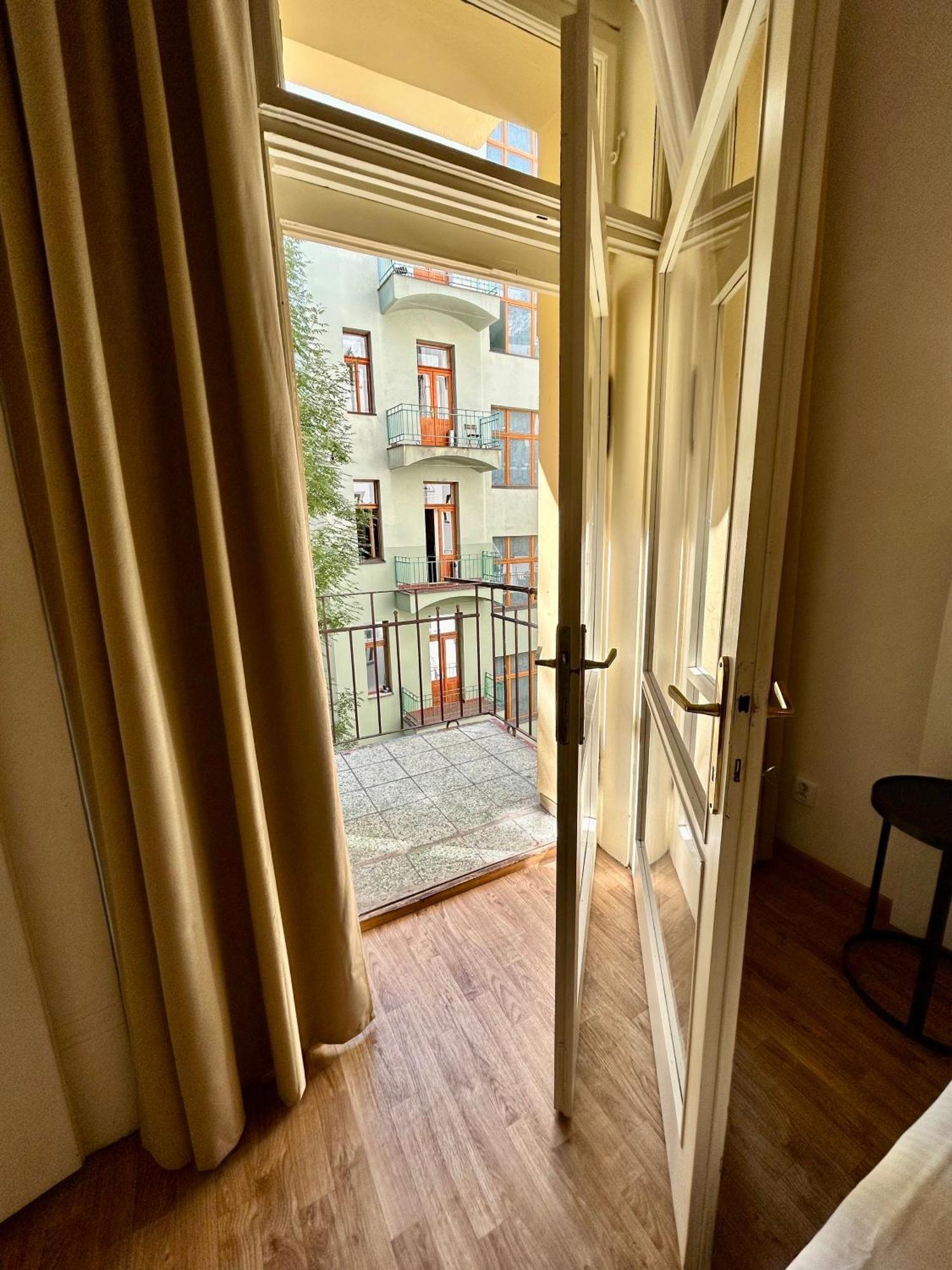 Prague Central Exclusive Apartments Екстер'єр фото