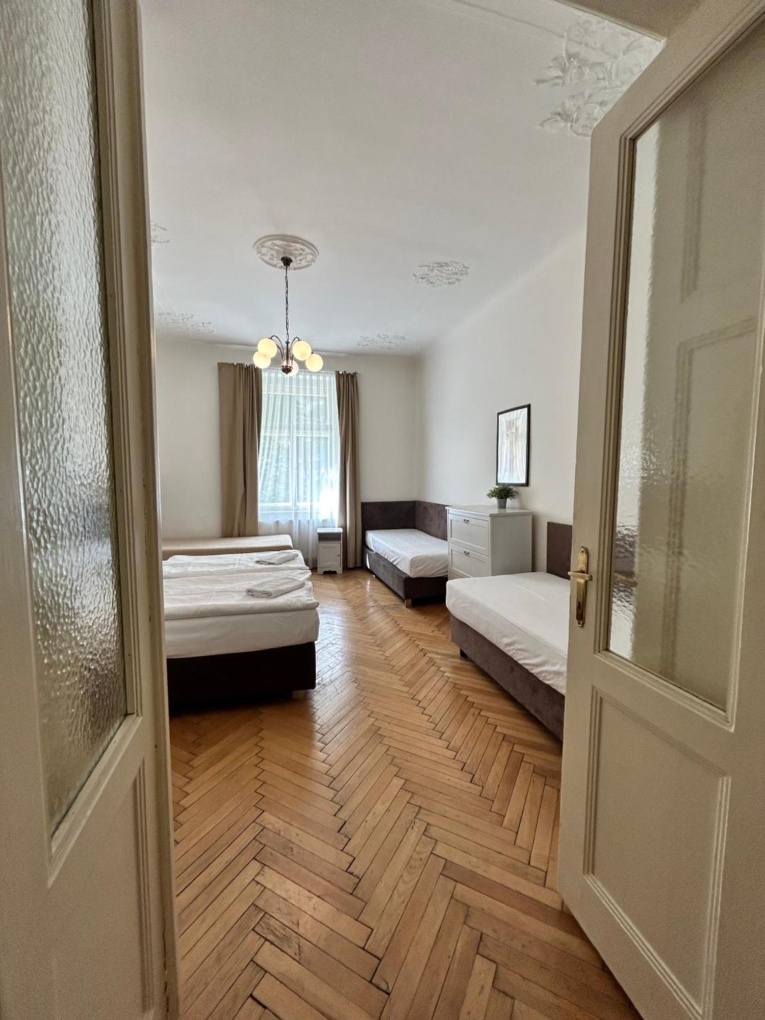 Prague Central Exclusive Apartments Екстер'єр фото