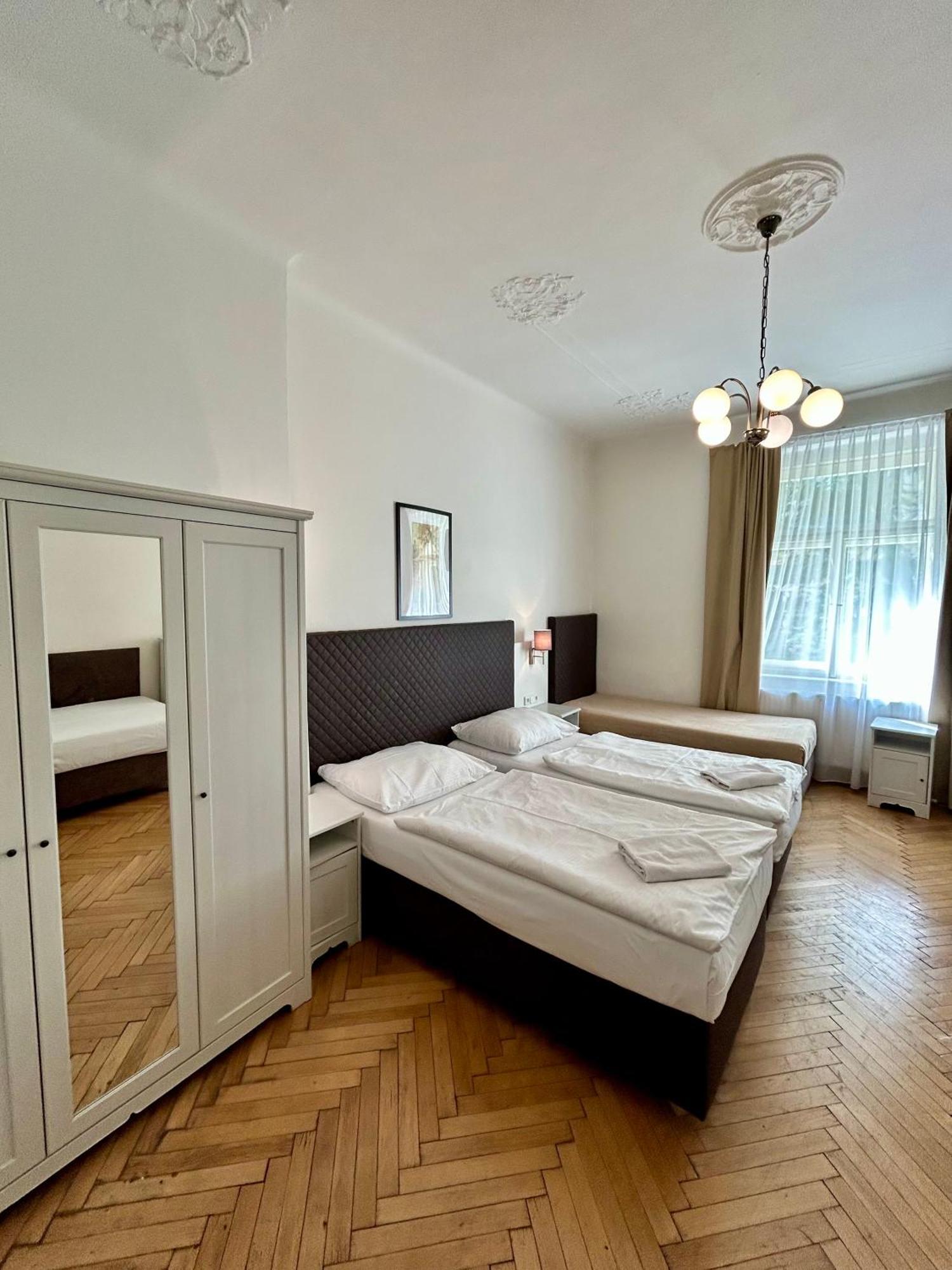 Prague Central Exclusive Apartments Екстер'єр фото
