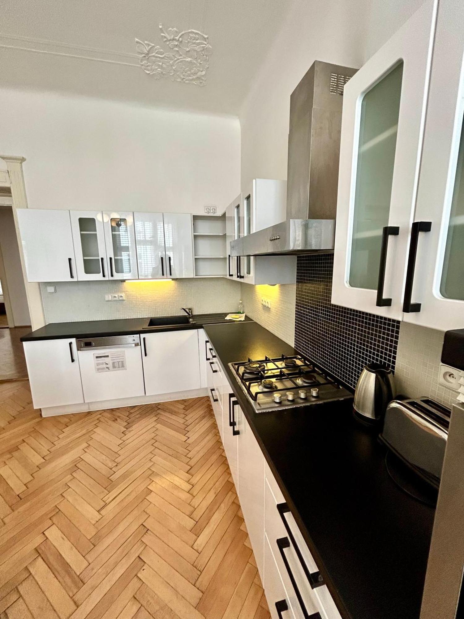 Prague Central Exclusive Apartments Екстер'єр фото