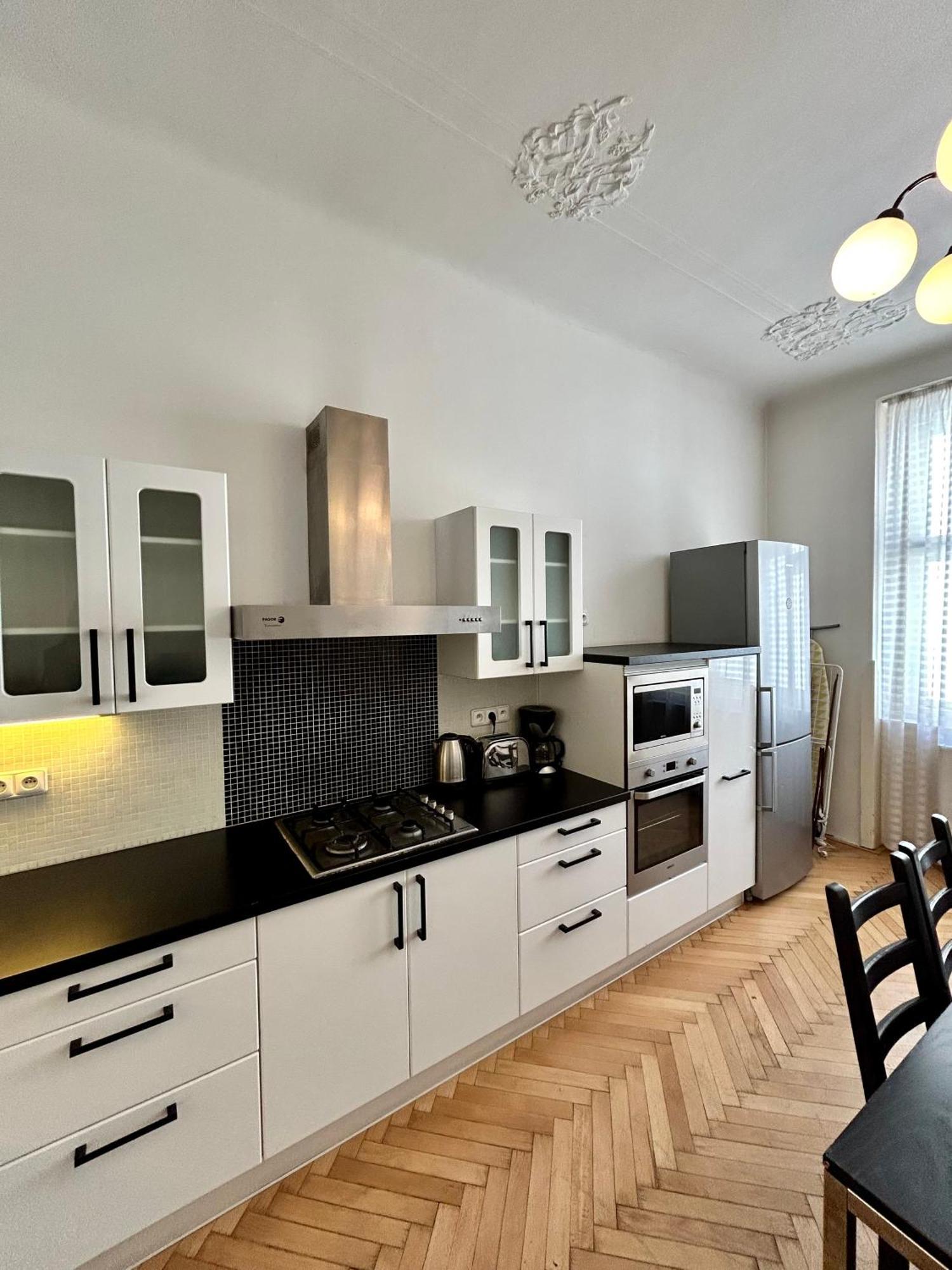 Prague Central Exclusive Apartments Екстер'єр фото